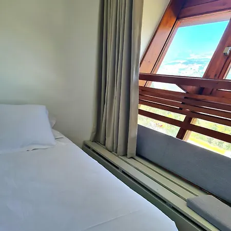 Otel La Cachette, Friendly &