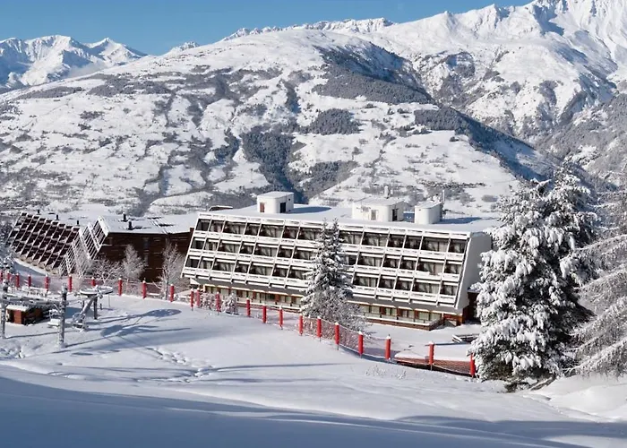 La Cachette, Friendly & Отель 4*