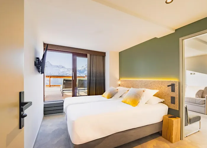 La Cachette, Friendly & 4*