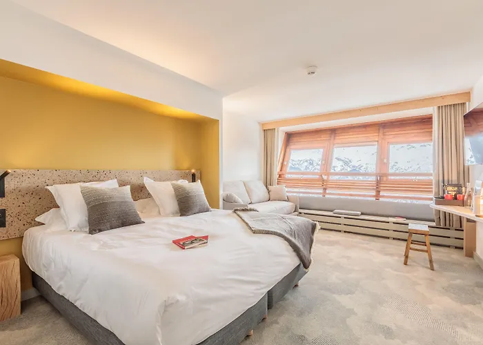 Hotel La Cachette, Friendly &