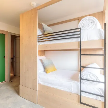 Hotel La Cachette, Friendly &