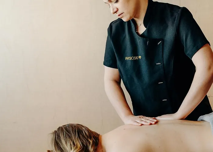 La Cachette, Friendly & Hotel 4*