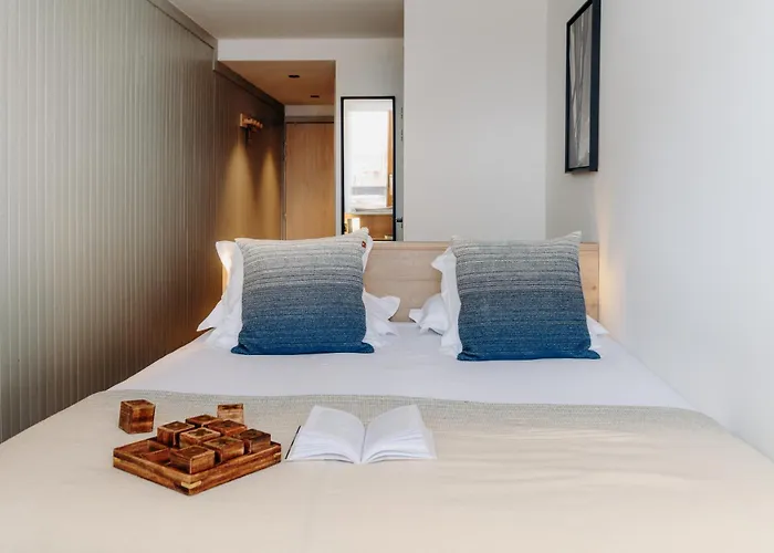 La Cachette, Friendly & Hotel 4*