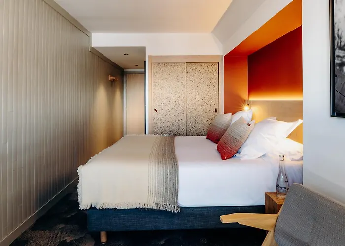 La Cachette, Friendly & 4*